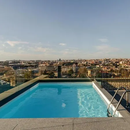 New Douro 403 With Shared Pool And Parking Apartment